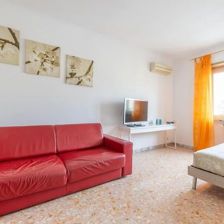 Ambra'S Bright Apartment Rome Exterior photo
